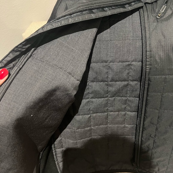 Icebreaker Merino wool men’s black vest - Picture 5 of 5